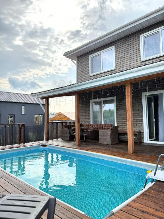 Уютный дом с русской баней и уличным бассейном