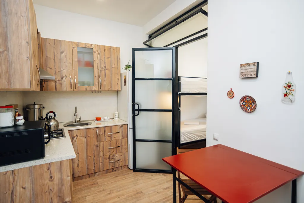 Просторная квартира в центре с собственным двориком