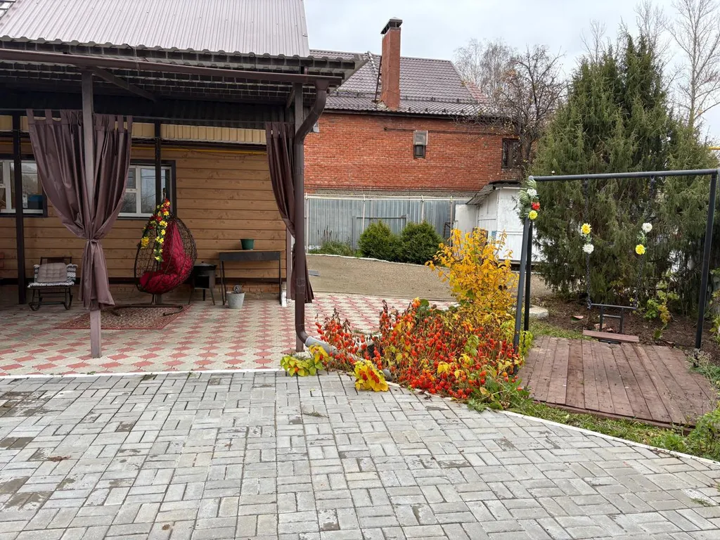 Уютный дом в прибрежной зоне рядом с центром  города