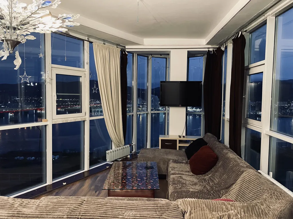 Апартаменты с шикарным панорамным видом на Енисей