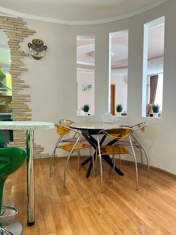 Большая квартира рядом стадион Амур