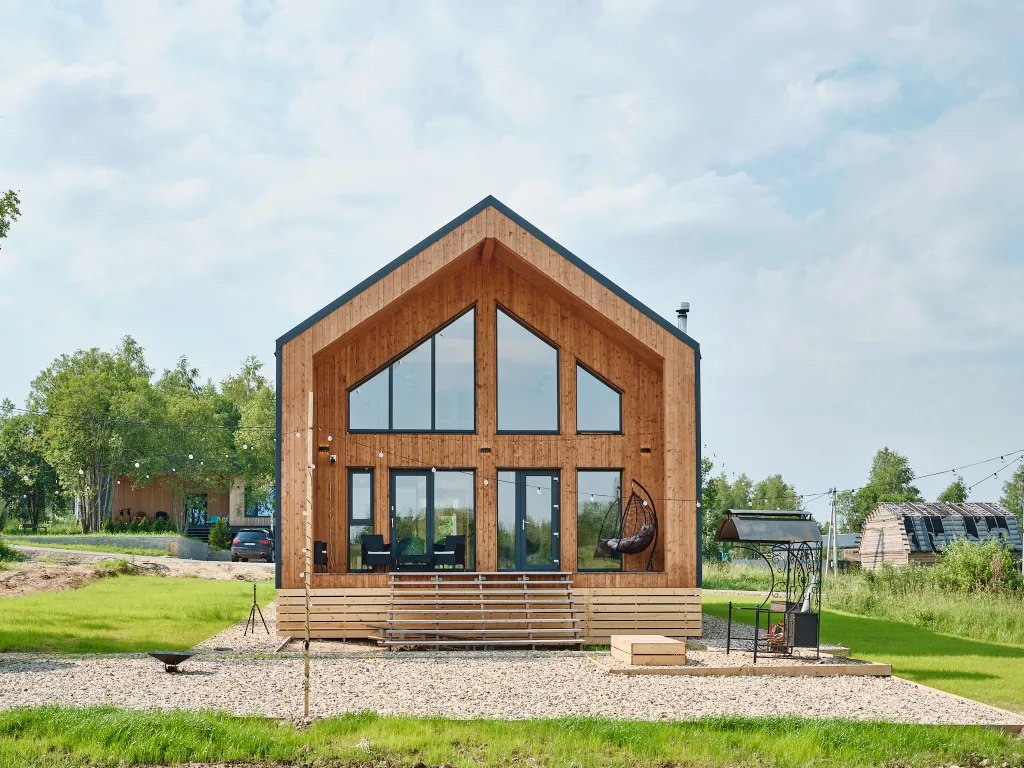 Двухэтажный дом 472 с банным чаном и камином