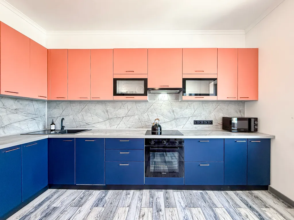 Трехкомнатная дизайнерская квартира в самом центре города