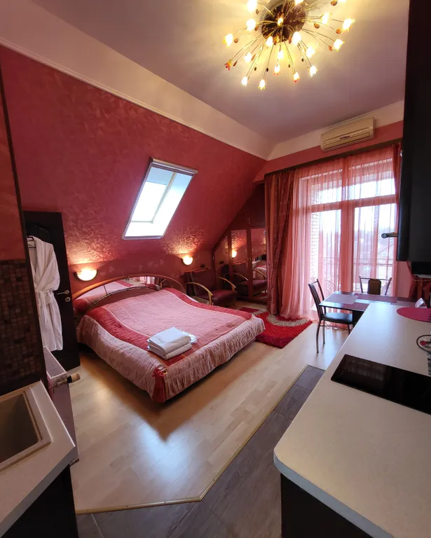 Апартаменты с кухней балконом