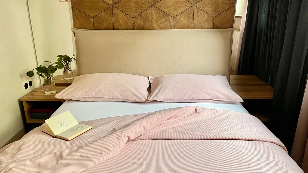 В центре на ул. Десятинной