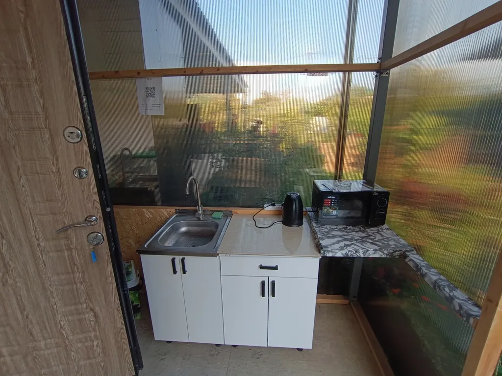 Двухместный номер стандарт с собвеным душевым и туалетом