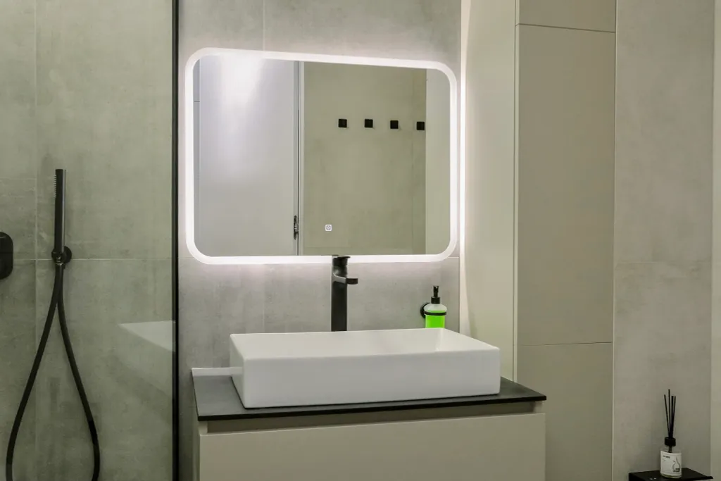 Студия-люкс с великолeпным видом нa гоpод и наберeжную