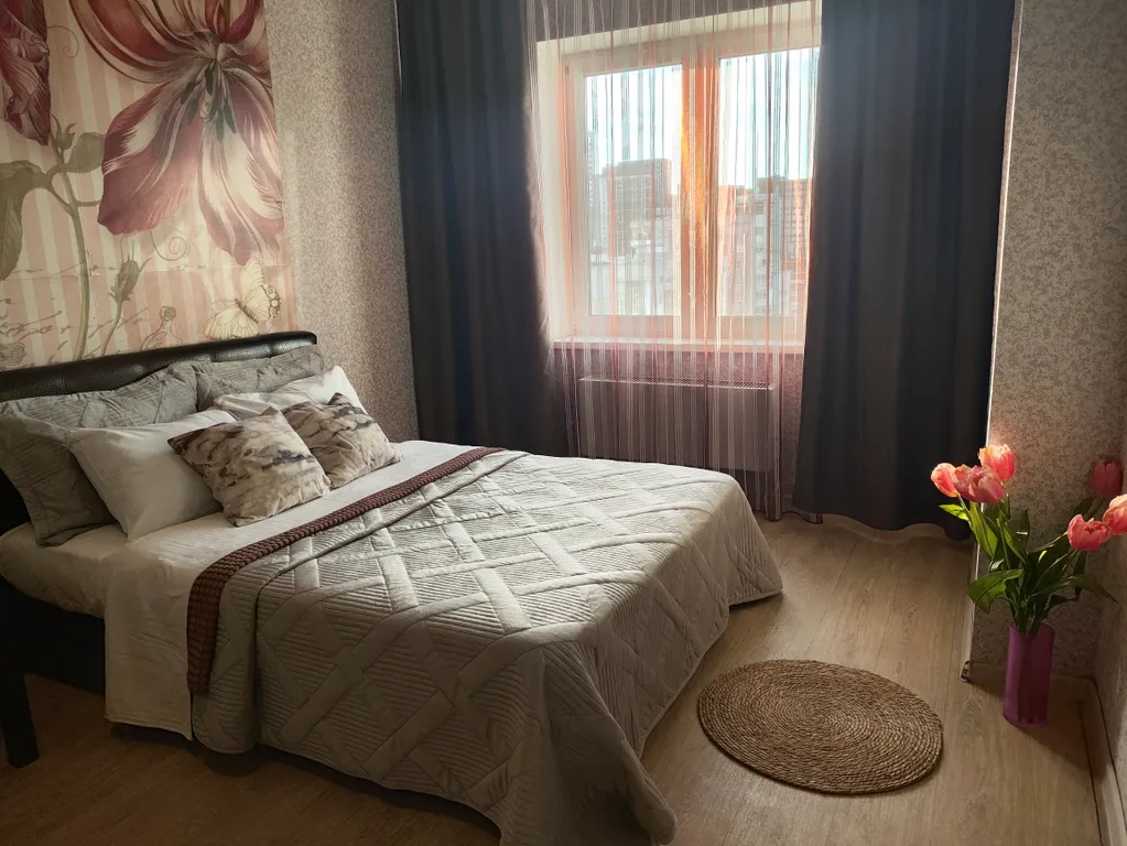 Квартира Квартира Тюльпаны — Екатеринбург