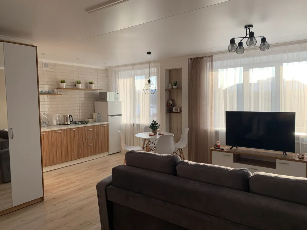 Современная квартира-студия в центре города рядом с ТЦ Восход