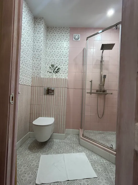 Уютная и красивая  квартира  «цветочный луг»!