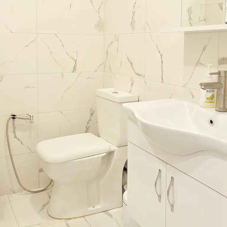 Просторная квартира в 10 метрах от моря и пляжа. Batumi View