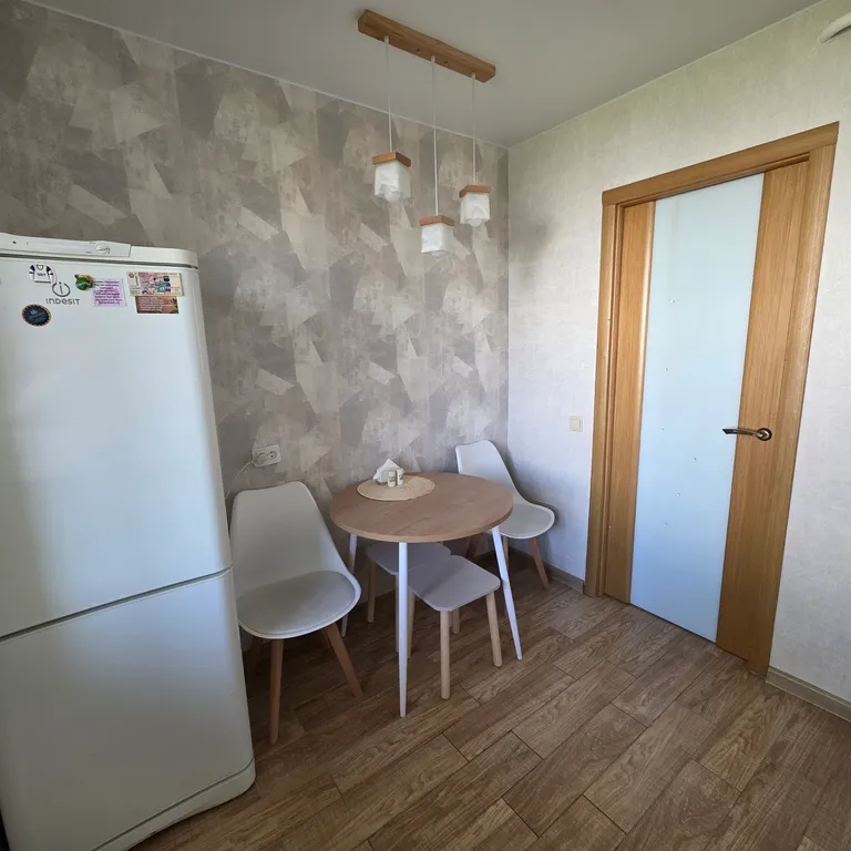 Современная 1-комнатная квартира, недалеко от центра