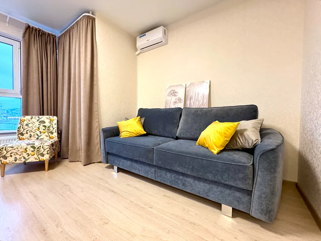 Двухкомнатные апартаменты с шикарным видом на набережную