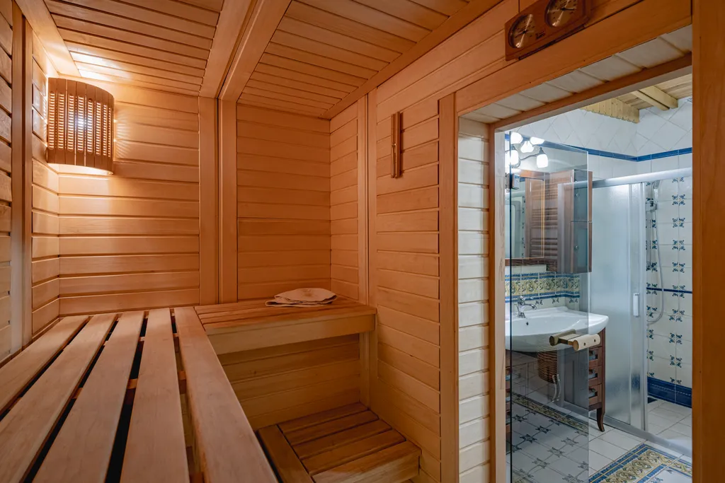 Красивый дом Азазель с сауной и с видом на море и горы