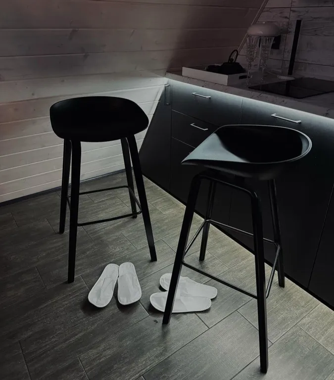 Уютный треугольный дом в 25 км от Минска с горячей купелью в лесу