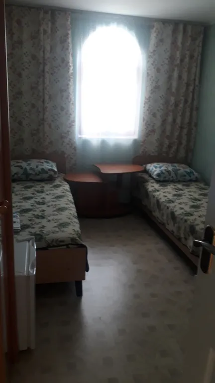 Квартира Двухместный номер с раздельными кроватями эконом — аренда посуточно в Феодосия