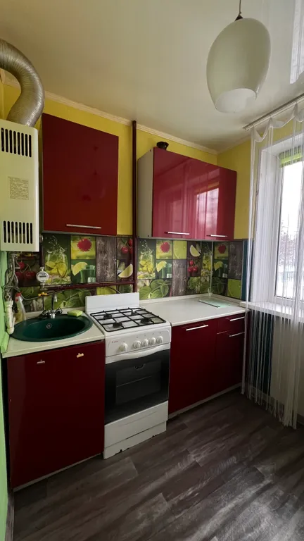 Уютная Ваша квартира  с солнечной стороной.