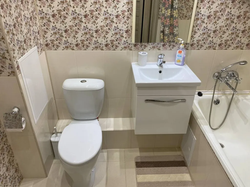 Квартира у Глобуса