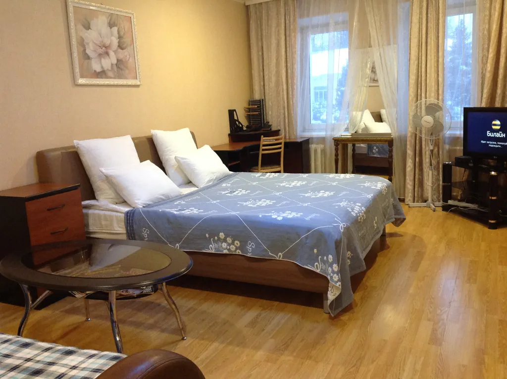 Просторная квартира в тихом центре — аренда посуточно в Калуга