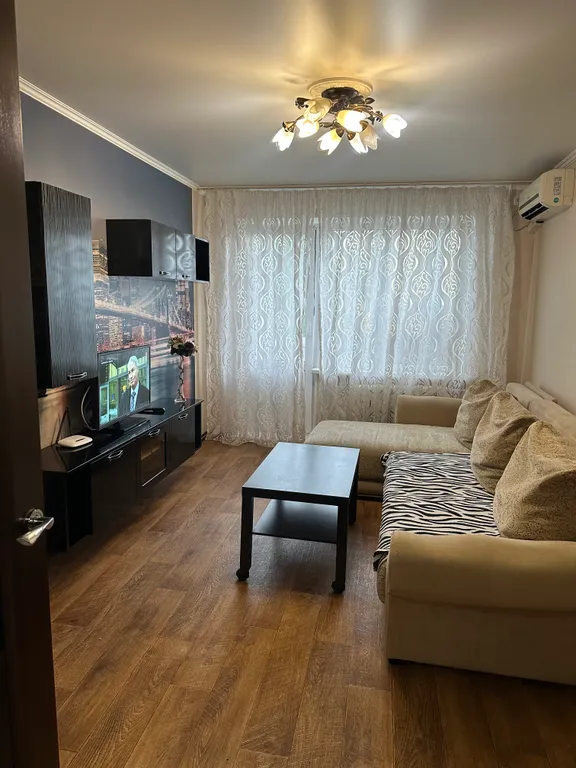 Квартира Уютная квартира — Отрадный