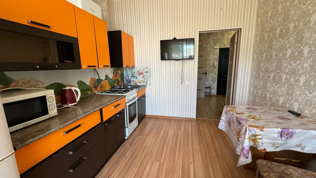 Уютная квартира в центре поселка