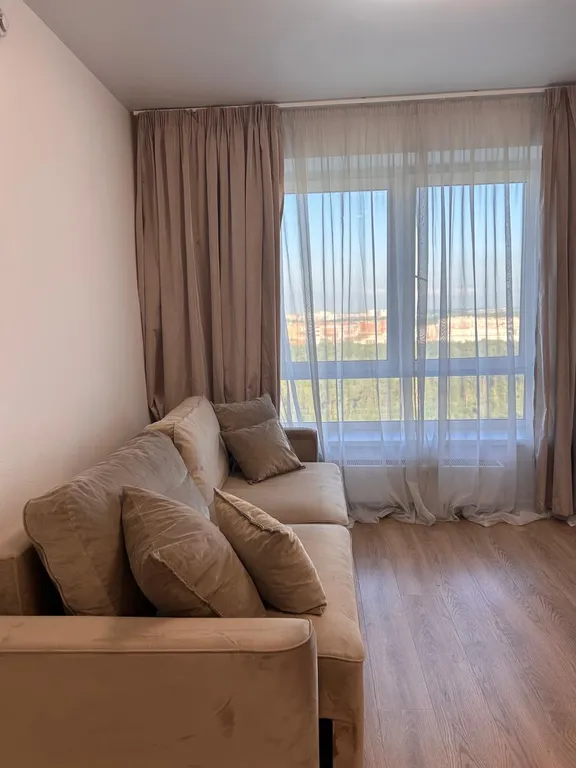 Студия с видом на лес