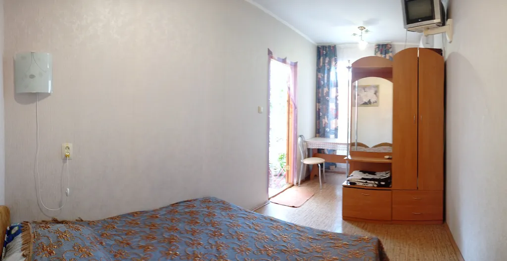 Домик для двоих рядом с Кипарисовой аллеей