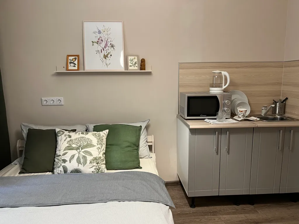 Студия у жд вокзала