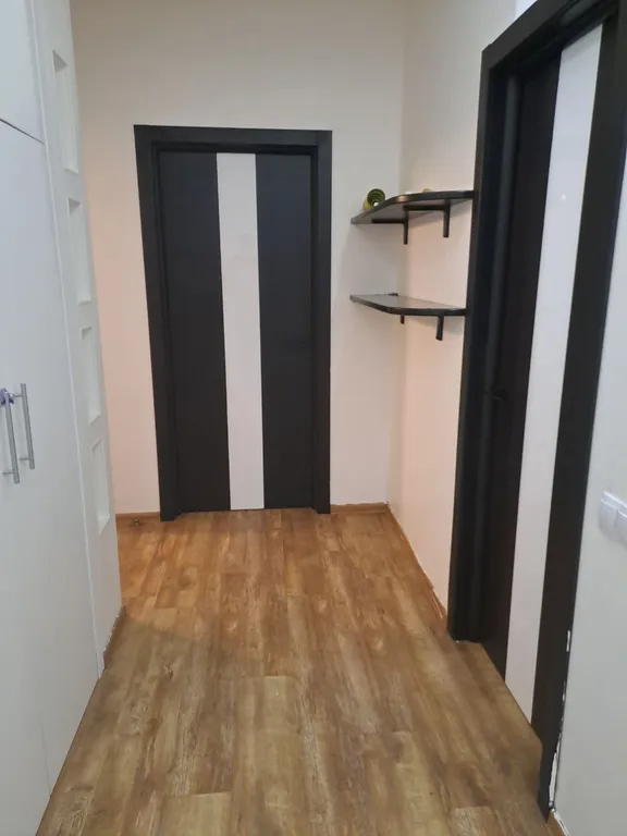 Большая светлая квартира с дизайнерским ремонтом рядом с центром