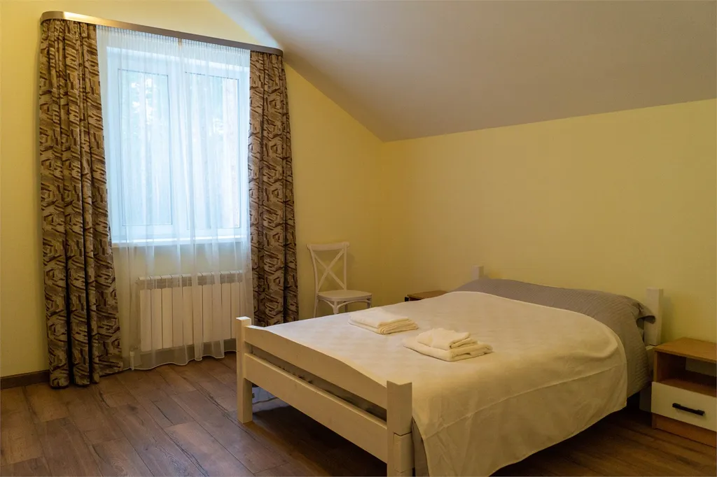 4-комнатный Дом