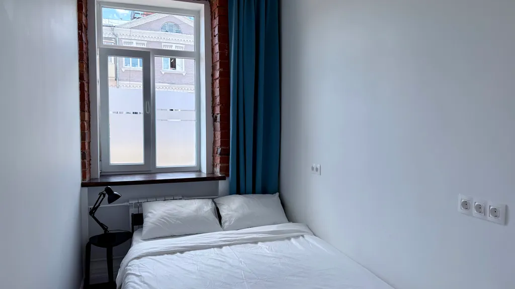 Уютная комната в стиле Лофт у метро Парк Культуры