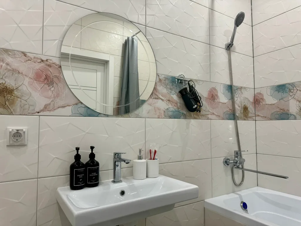 Квартира Квартира - Студия для 2х гостей в новом доме. Скидка от 5 ночей! — Тюмень