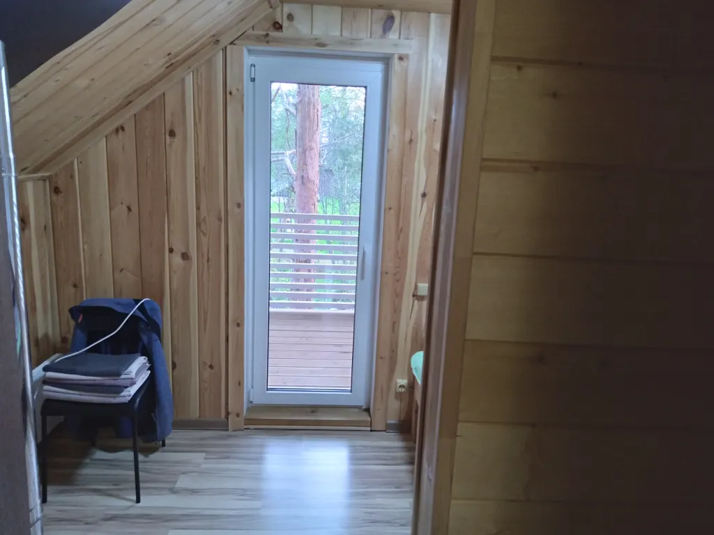 Дом с балконом