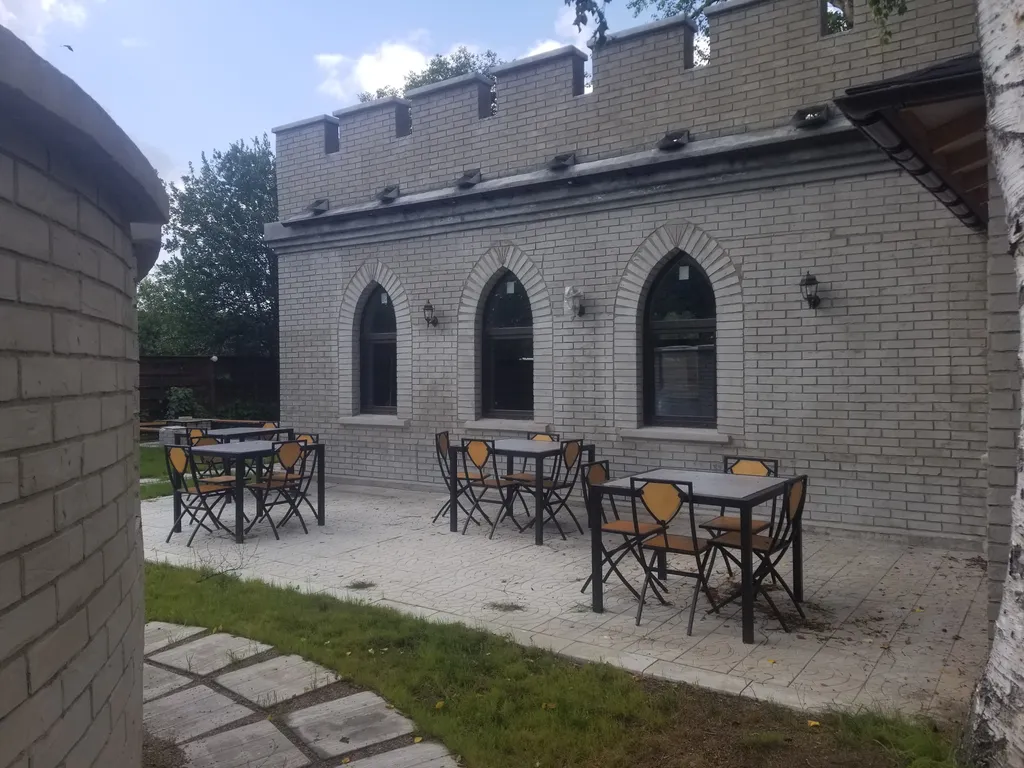 Рыцарский замок в Петербурге