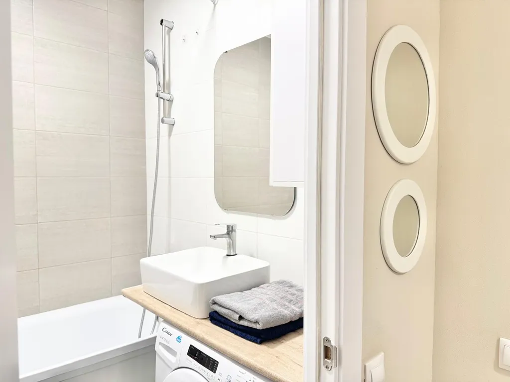 Светлая квартира с балконом