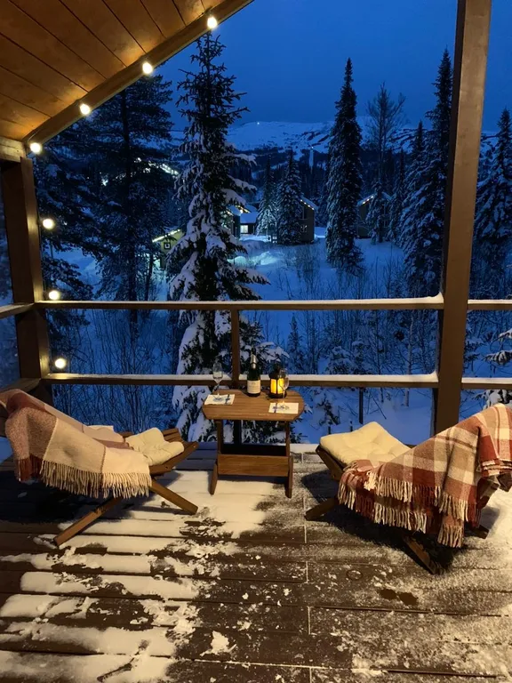 Коттедж Уютный дом с террасой и видом на горы — Шерегеш