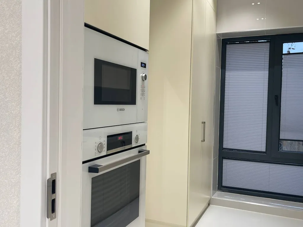 Малая в центре