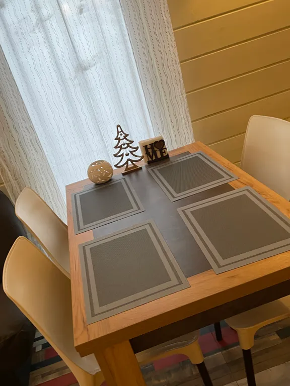 Twin house на берегу озера