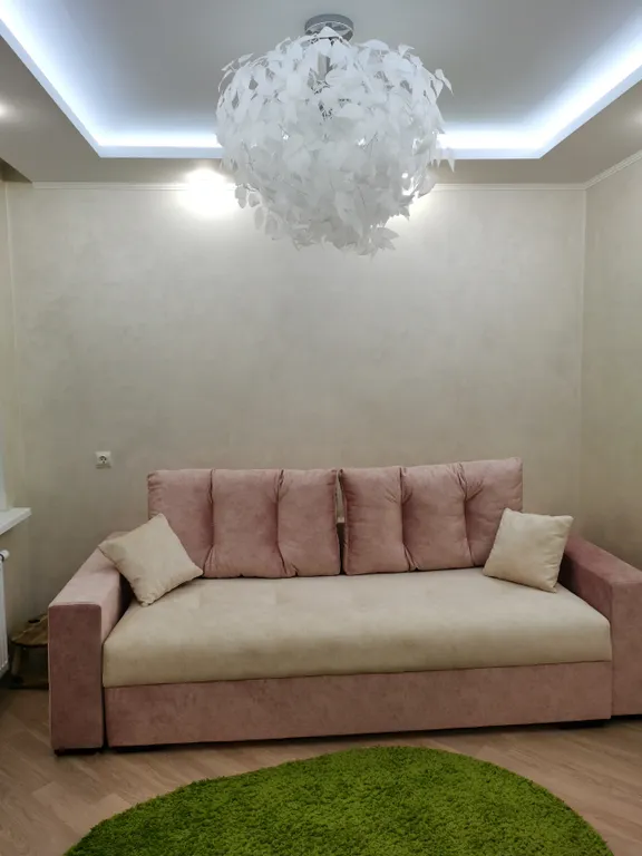 Центр города, уютная квартира в новом доме, лифт, парковочное место.