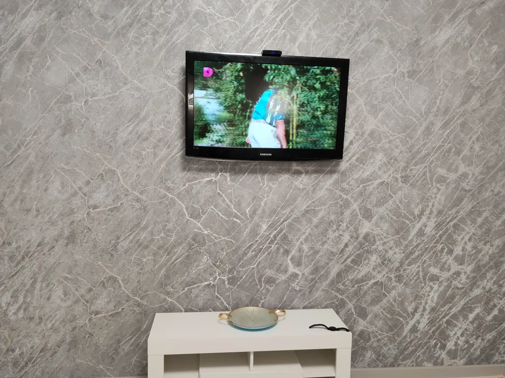 Уютная двухкомнатная квартира с отдельным входом в центре района