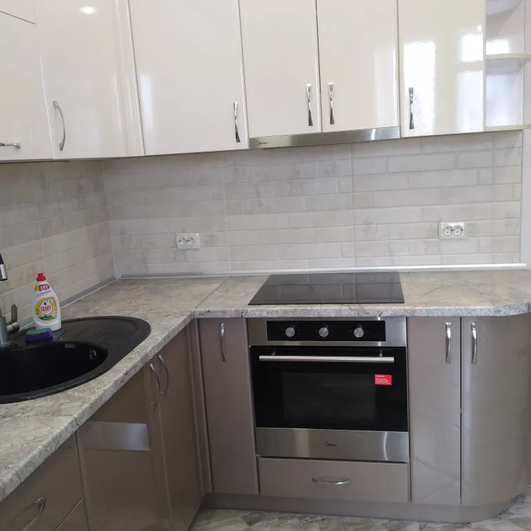 Квартира Квартира в лучшем районе Жигулина роща — Мирное