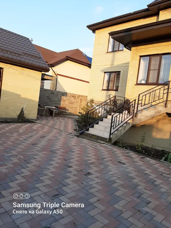 Дом по этажно, отдельным входом