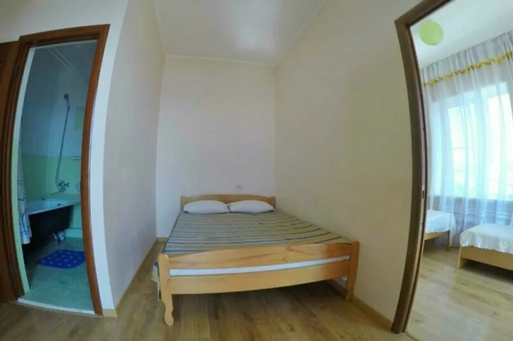 Квартира Квартира Четырехместный номер люкс с доп. местом и балконом с видом на море — Лазаревское