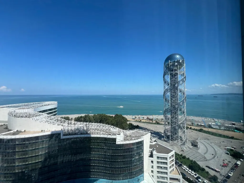 Двухкомнатная квартира с видом на море, Porta Batumi Tower