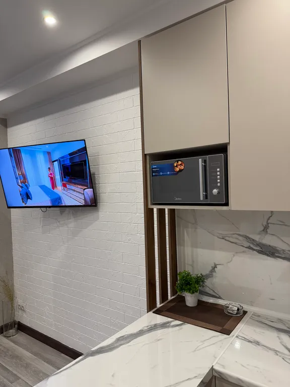 Квартира Квартира Студия с террасой, новый ремонт, 7 минут до моря — Сириус