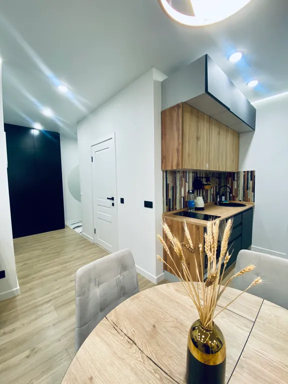 Премиум Республика на центральной площади