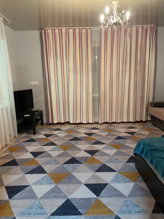 Комната с кухней балконом