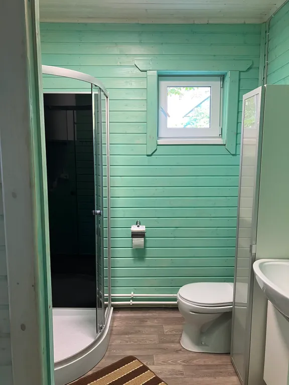 Уютный теплый дом в живописном месте