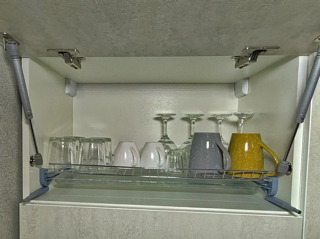 Уютно - и точка с парящей кроватью