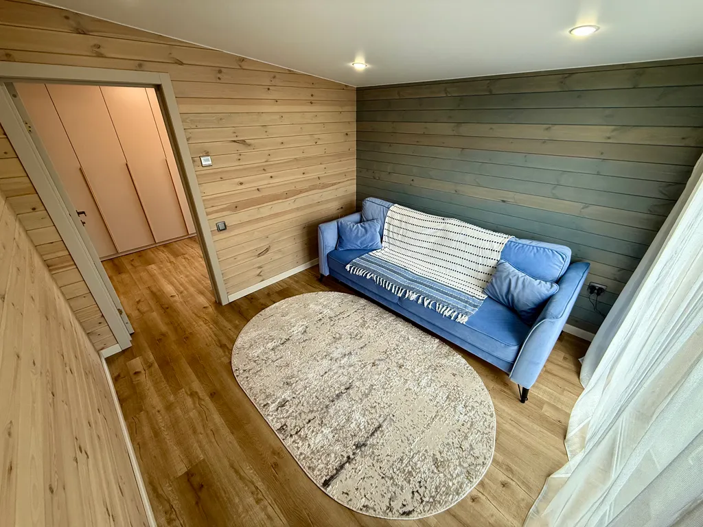 Домик у реки рядом с Екатеринбургом